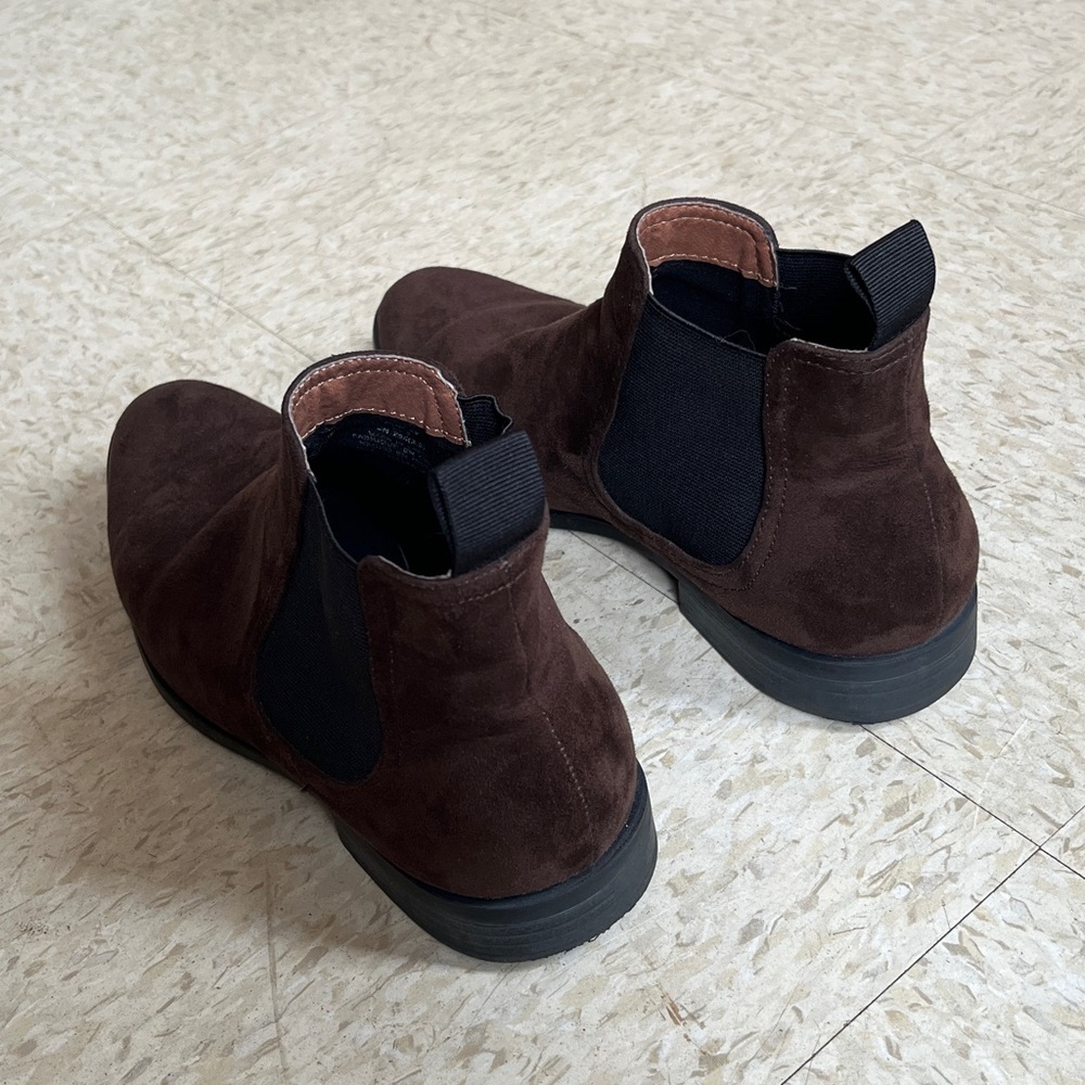 H&M Suede Chelsea Boots - Picture 2 of 9